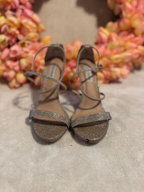 Steve Madden Gold Glitter Strappy Sandals with Wrap Ankle Ties